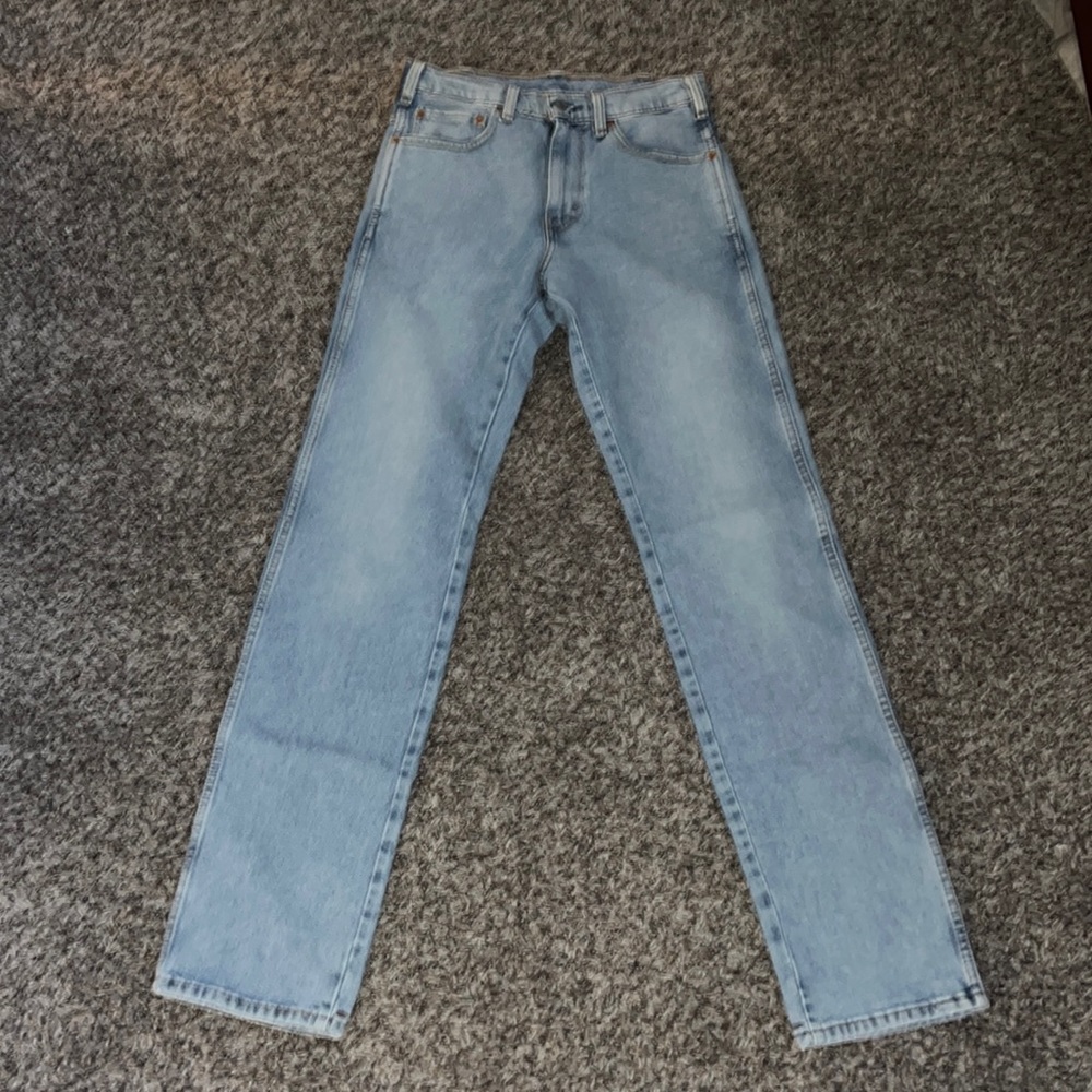 Men’s Levi Jeans!